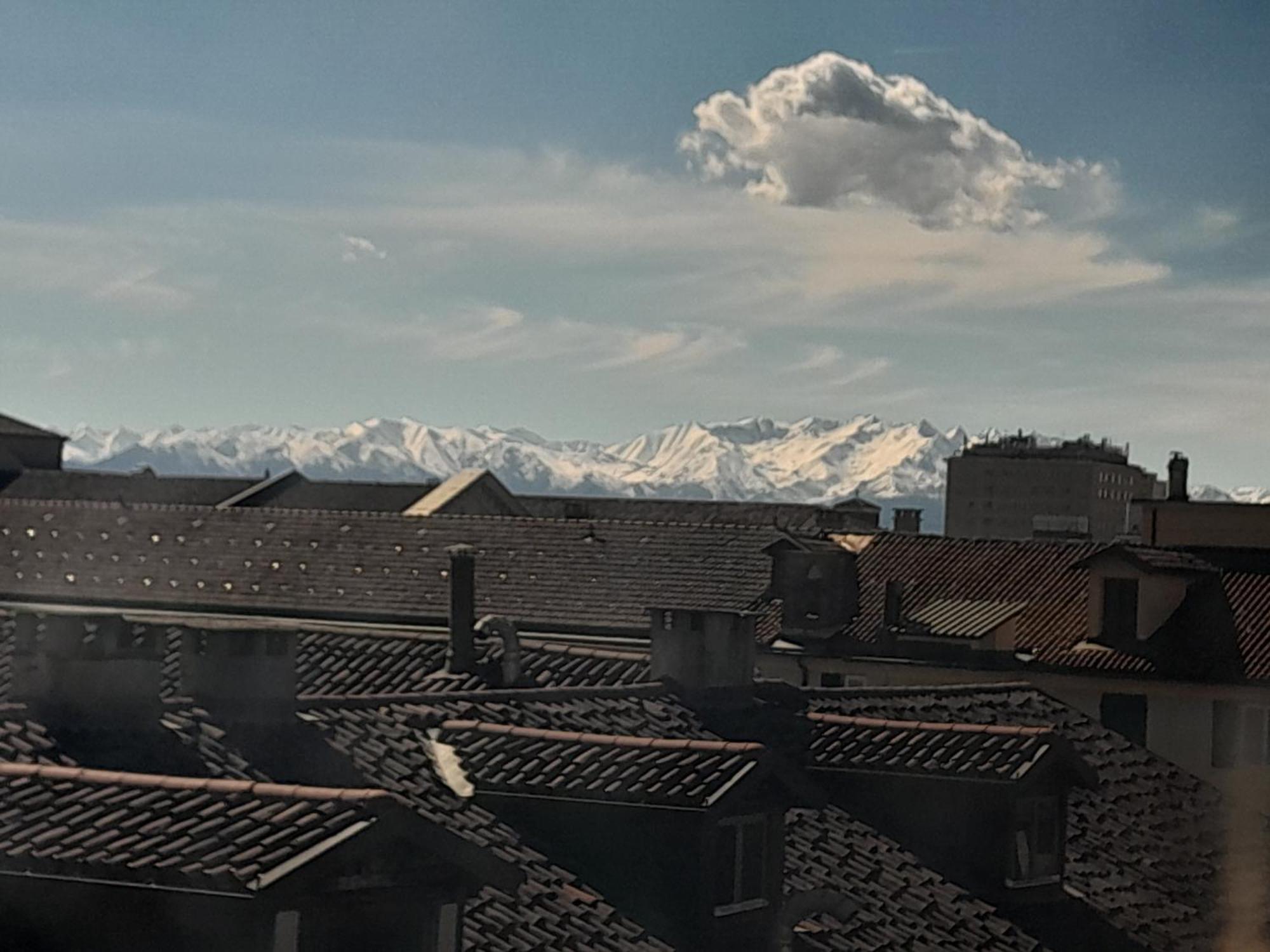 Alloggio Torino Inquadro Exterior foto